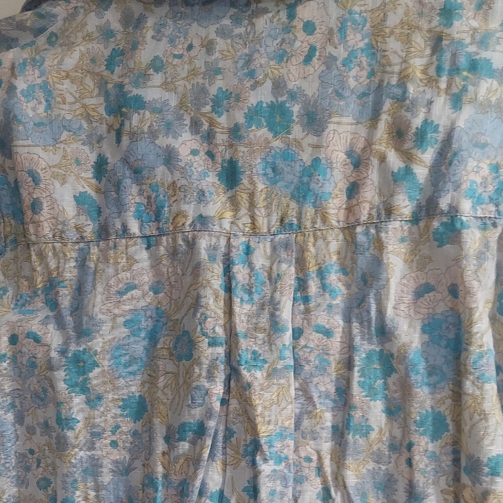 Free People Blue and Cream Floral Button Down Shirt - Picture 9 of 10